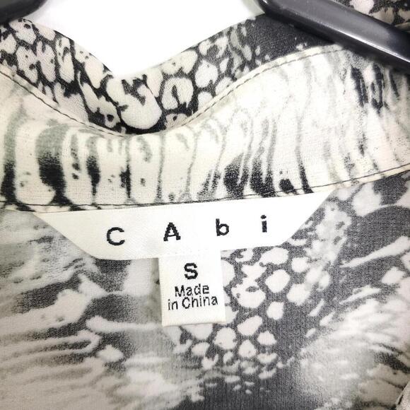 Cabi Top Womens Small Button Down Long Sleeve Abstract Tie Dye Neutral Collar - Picture 6 of 8